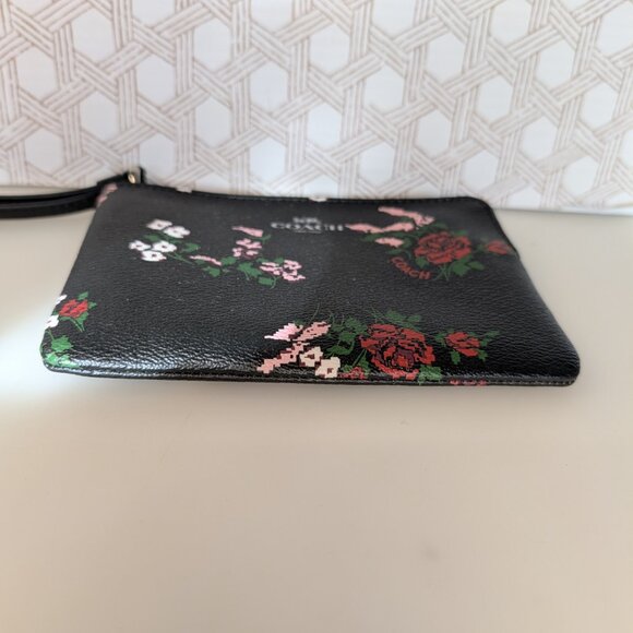 COACH BLACK FLORAL PVC LEATHER CORNER STITCH WRISTLET - Picture 4 of 8